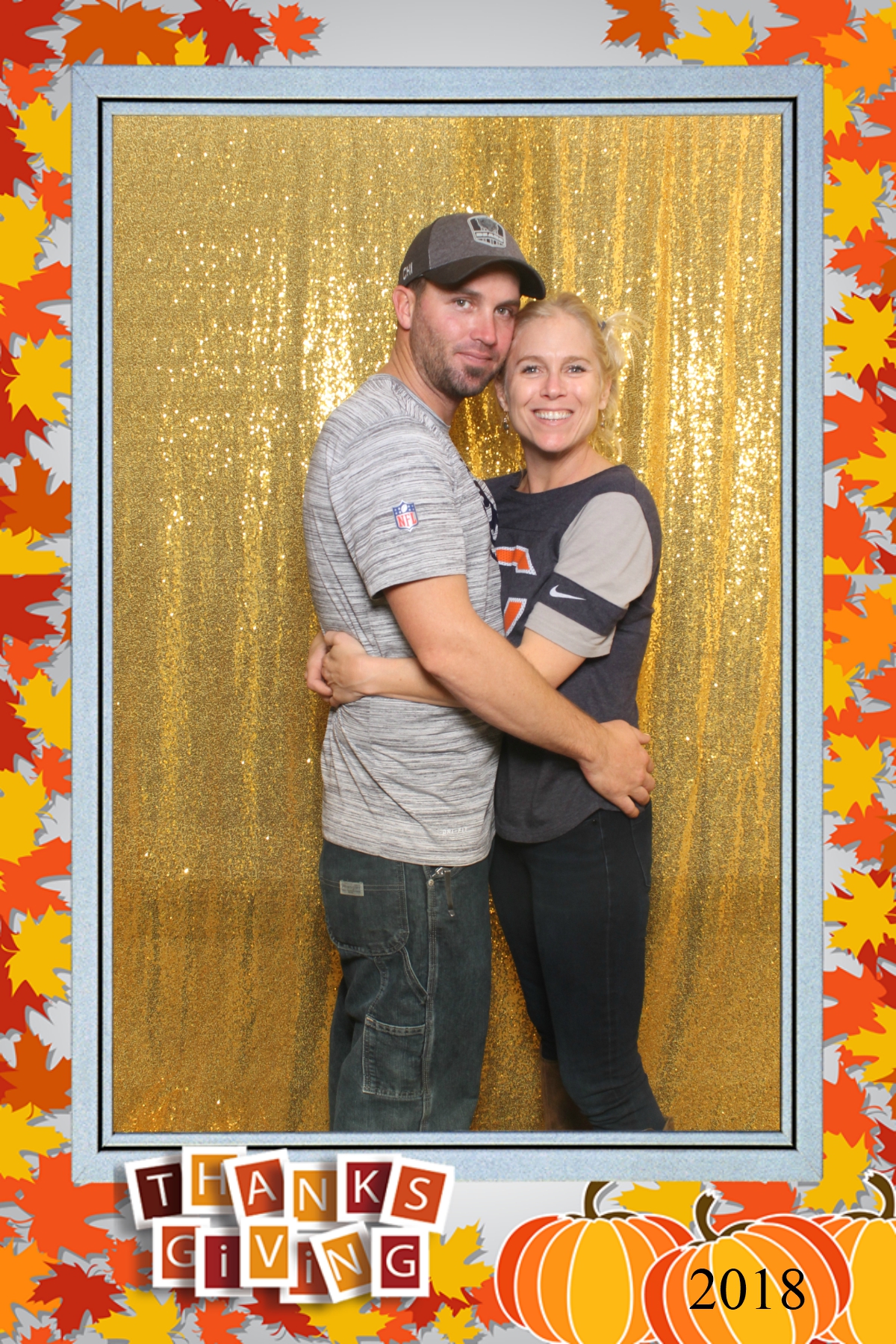 Thanksgiving 2018 | View more photos from the event at gallery.niknoxphotobox.com/u/NiKnox-Photo-Box/Thanksgiving-2018